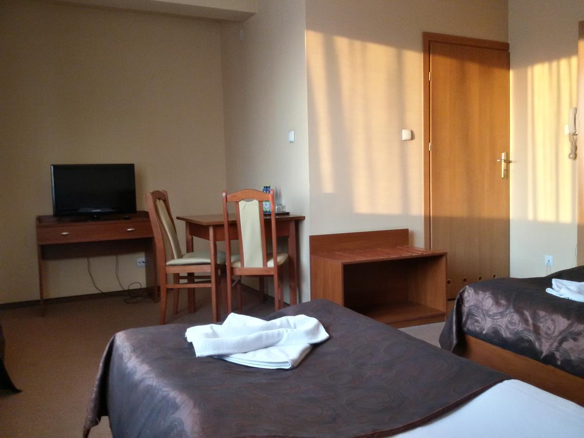 Hotel Astor Radom Buitenkant foto
